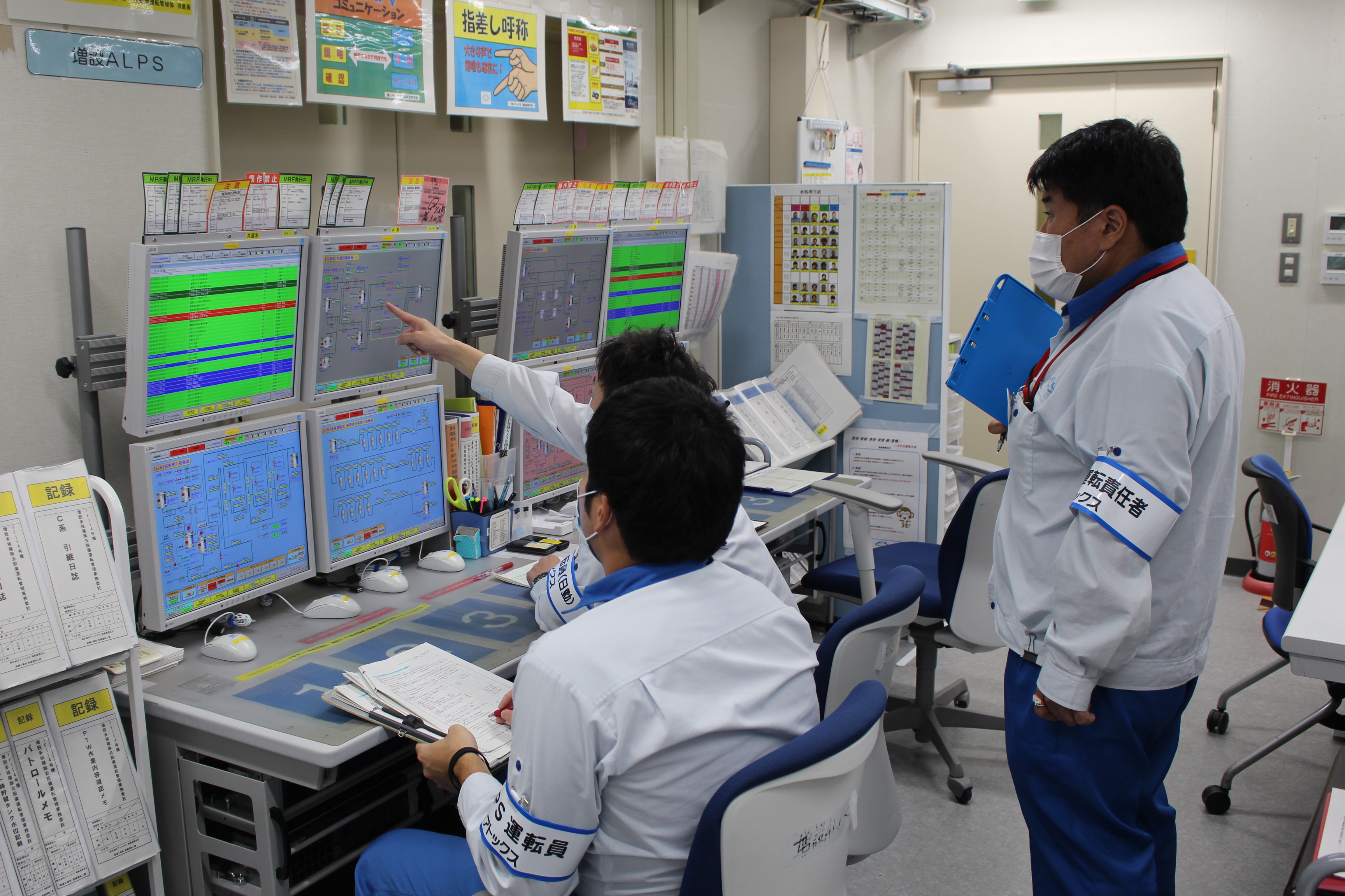 福島第一原子力発電所　二次処理性能試験の様子