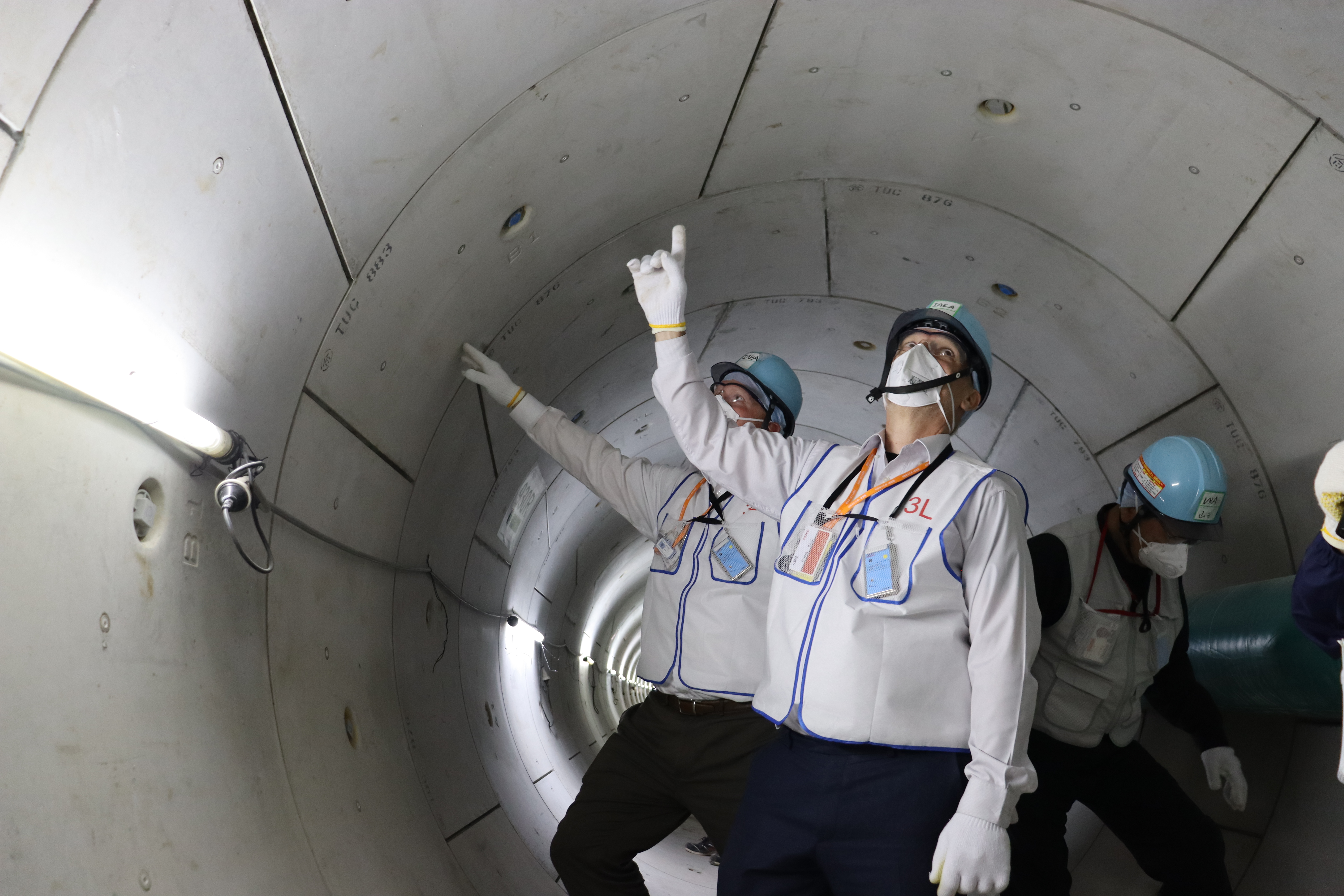 福島第一原子力発電所　国際原子力機関（IAEA）職員によるALPS処理水海洋放出関連設備の使用前検査立会い