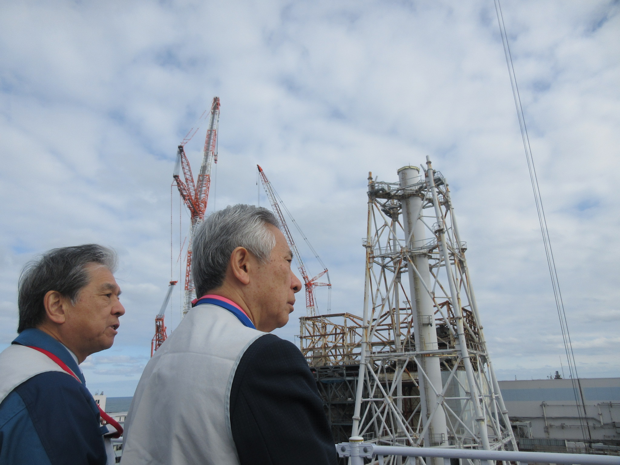 盛山文部科学大臣が福島第一原子力発電所をご視察