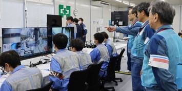 TEPCO witnessing the work in the remote operations room