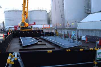 The top lid removed from J9 area tank (Photographed at 8:50 AM on February 14)