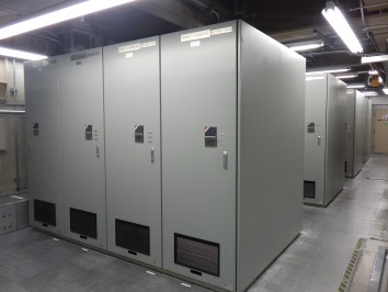 制御棒駆動機構電動機制御盤の写真①