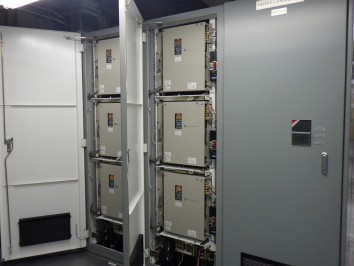 制御棒駆動機構電動機制御盤の写真②