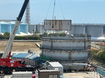 EエリアD1タンク解体作業の様子（2026年5月12日）